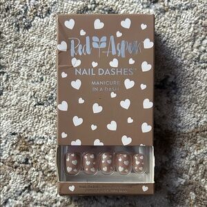 Red Aspen Heart Pattern Press-On Nails